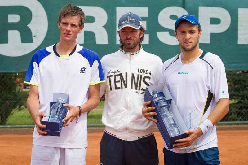 SINGLES FINAL PHOTO GALLERY (Milan Hutera, Tennis Arena)